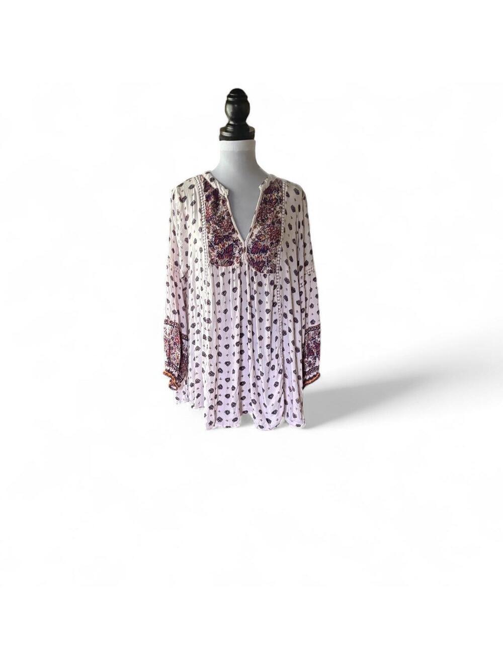 Lola P. Women's Boho Floral Embroidered Flowy Blouse, Size M